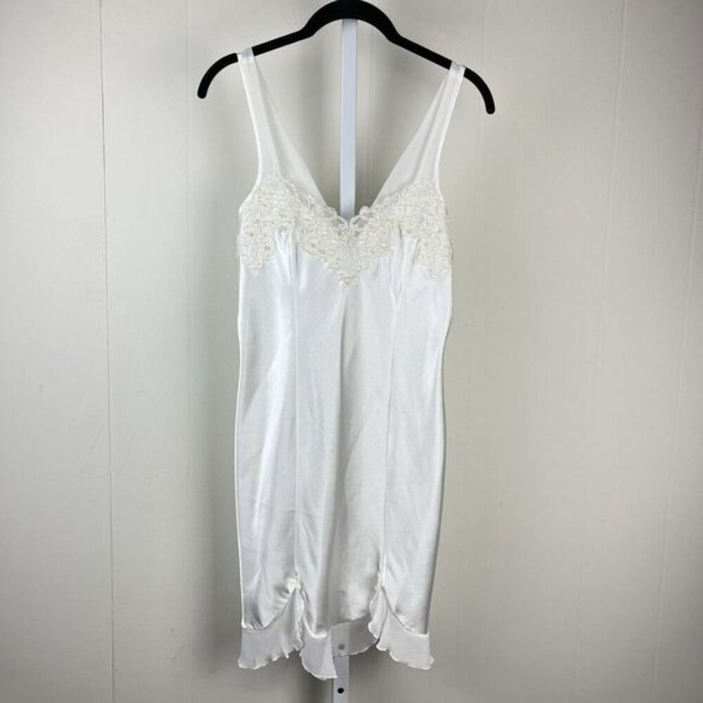 Linea Donatella‎ Chemise Nightie Womens Small White Satin Beaded Floral Lace
